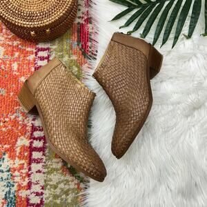 $240 Vintage Foundry Co. Soft Woven Leather Ankle Delmira Boots Booties 9